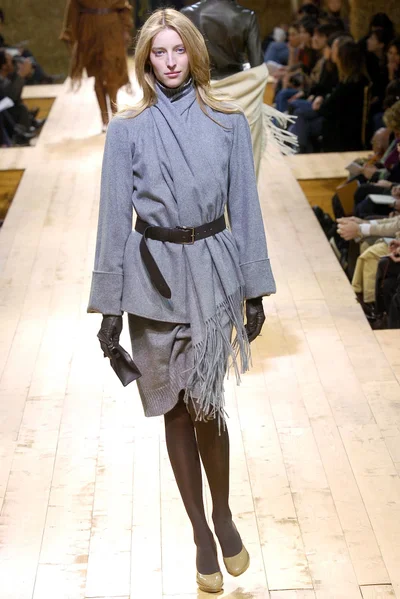 Look 28